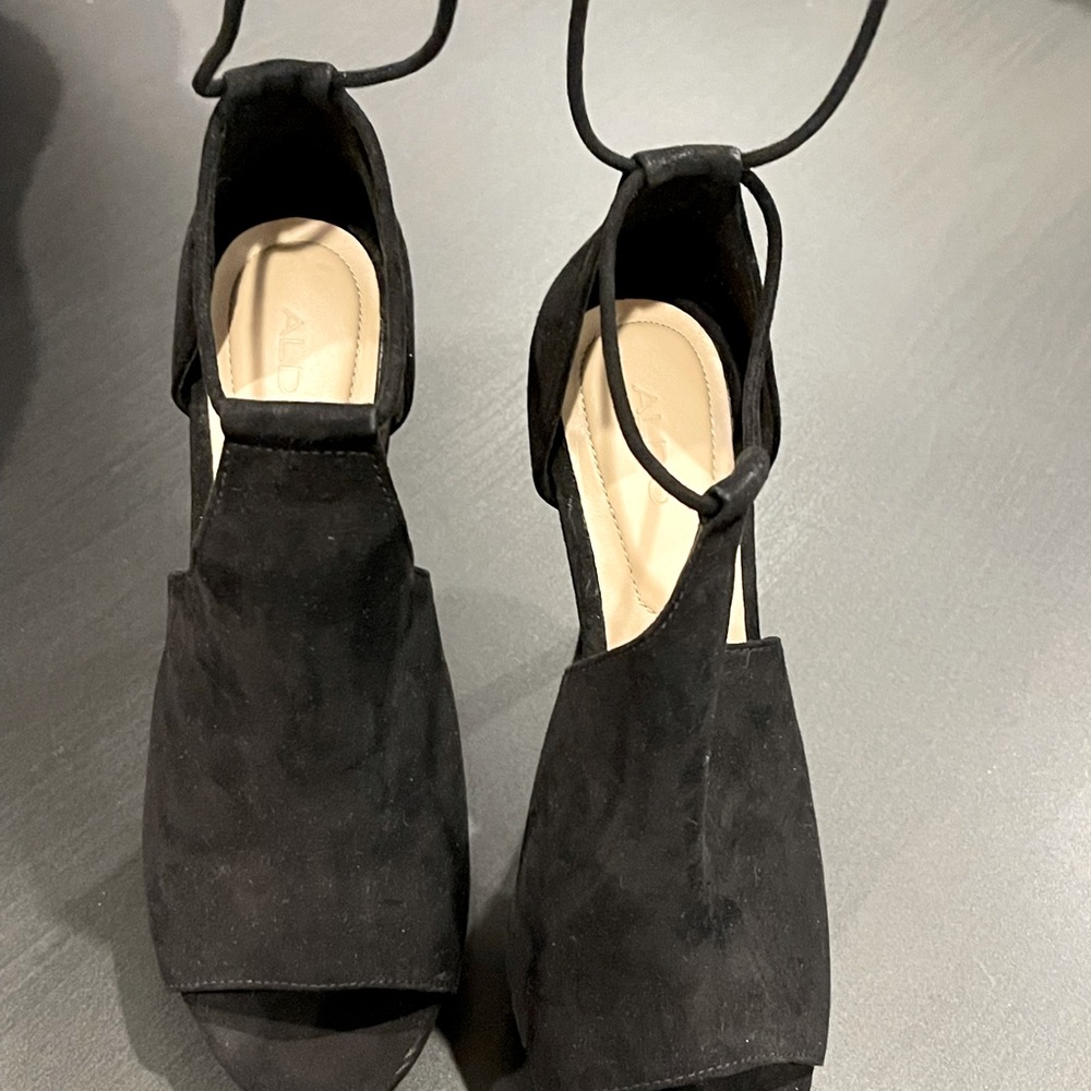 4” black suede open toe heel